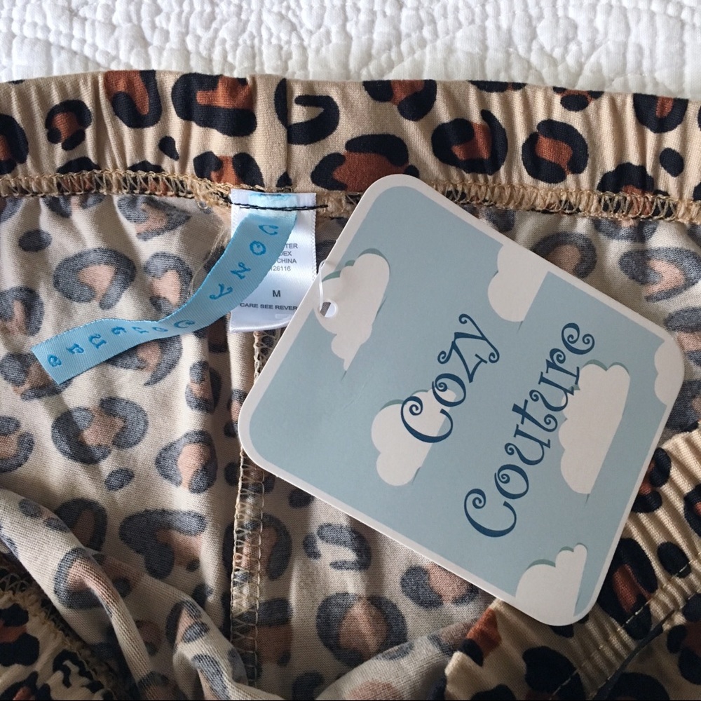 Leopard Print Pajama Pants - Picture 4 of 5